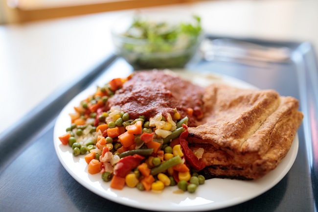 Mittagessen in Schulmensa